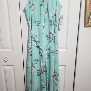 Maxi floral dress
